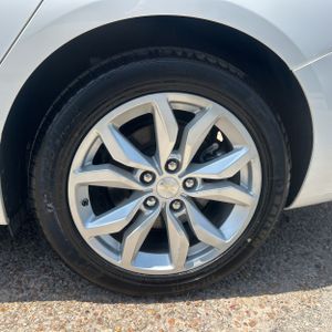 صورة مصغرة 18 لـ 2019 Chevrolet IMPALA LT