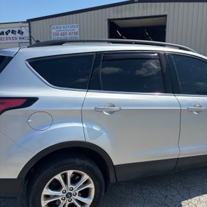 FORD ESCAPE SE - 9