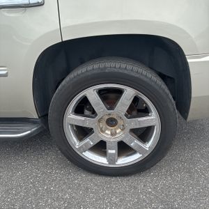 2014 Cadillac ESCALADE LUXURY 缩略图 18