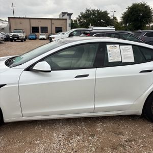 TESLA MODEL S PLAID - 4