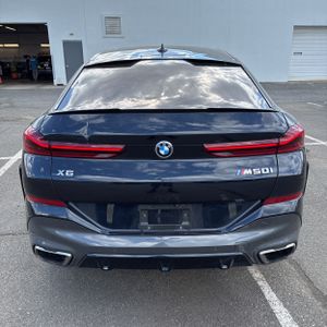 BMW X6 M50I - 7