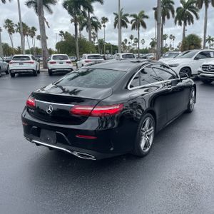 Mercedes-Benz E-Class E 400 - 8