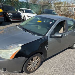 FORD FOCUS SE - 2