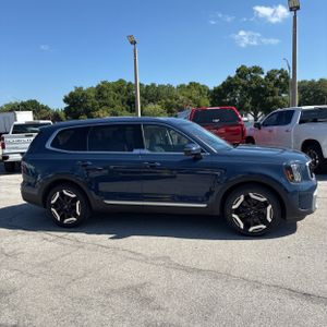 KIA TELLURIDE EX - 10