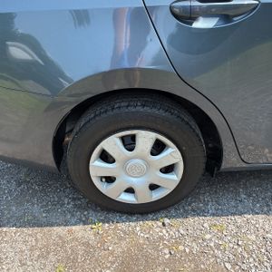 2014 Toyota COROLLA L — миниатюра 19