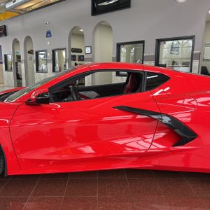 CHEVROLET CORVETTE STINGRAY - 4