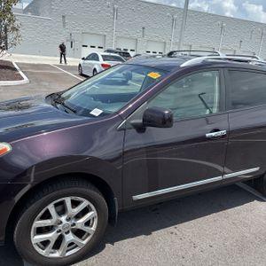 2011 Nissan ROGUE SV — фото 2