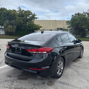 HYUNDAI ELANTRA SEL - 8