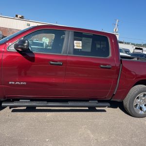 2024 RAM 1500 BIG HORN 照片 4