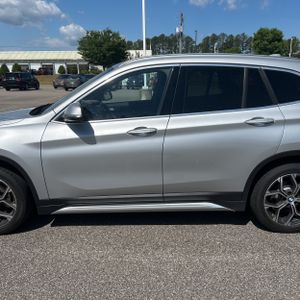 BMW X1 XDRIVE28I - 3