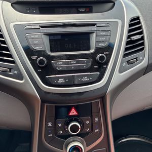 صورة مصغرة 35 لـ 2016 Hyundai ELANTRA SE