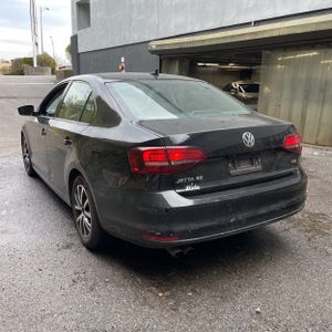 VOLKSWAGEN JETTA 1.4T SE - 5