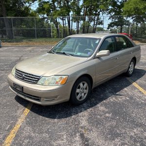 2004 Toyota AVALON XL 照片 1