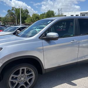 HONDA PASSPORT EX-L - 2