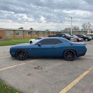 DODGE CHALLENGER SRT HELLCAT - 3