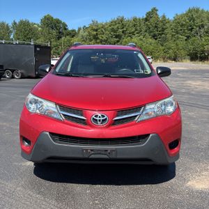 2015 Toyota RAV4 LE — фото 14