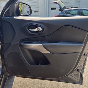 2019 JEEP CHEROKEE LIMITED — миниатюра 66