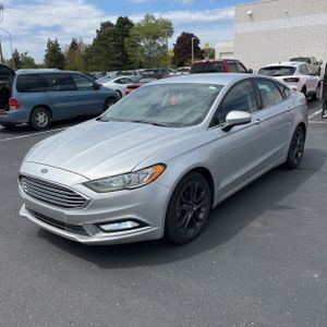 FORD FUSION SE - 1