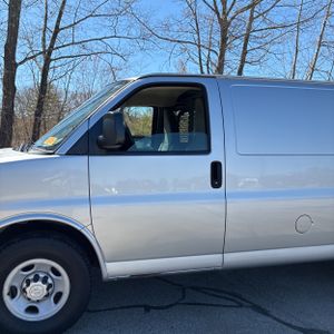 CHEVROLET EXPRESS - 4