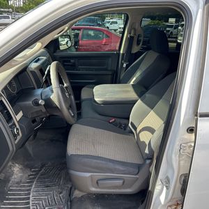 صورة 35 لـ 2012 RAM 1500 EXPRESS