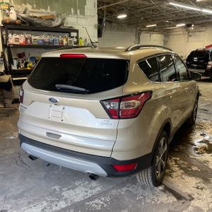 FORD ESCAPE SE - 8