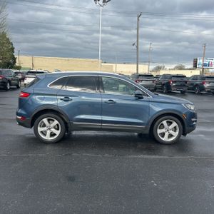 LINCOLN MKC PREMIERE - 10