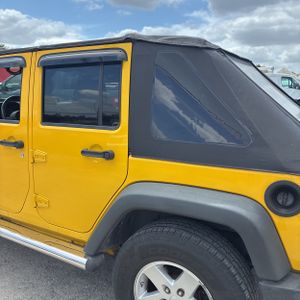 JEEP WRANGLER UNLIMITED X - 6