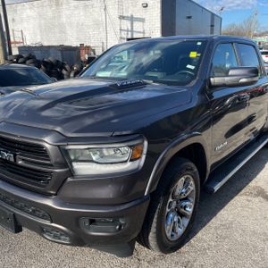 Ram 1500 Laramie - 2