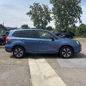 SUBARU FORESTER 2.5I PREMIUM - 10