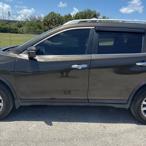 صورة 4 لـ 2015 Nissan ROGUE SV