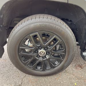 2024 Toyota SEQUOIA LIMITED 缩略图 19