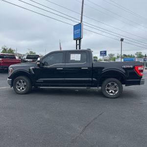 FORD F-150 LARIAT - 3