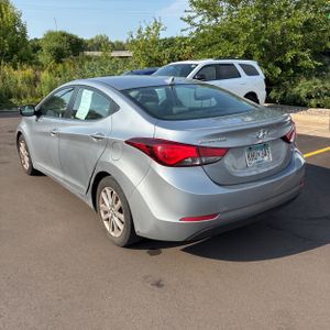 2015 Hyundai ELANTRA SE — фото 5