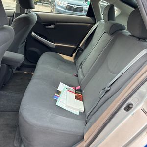 2011 Toyota PRIUS TWO — миниатюра 33