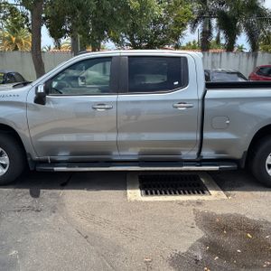 2024 Chevrolet SILVERADO 1500 LT — фото 4