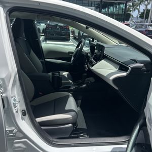 صورة مصغرة 33 لـ 2025 Toyota COROLLA LE