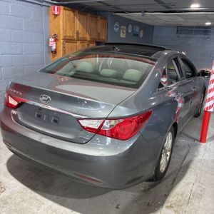 HYUNDAI SONATA SE - 8