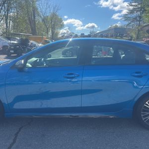 KIA FORTE GT-LINE - 4