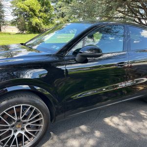 PORSCHE CAYENNE COUPE - 2