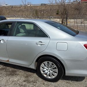 TOYOTA CAMRY - 6
