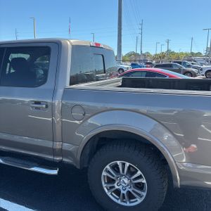 FORD F-150 LARIAT - 6