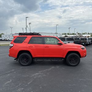 TOYOTA 4RUNNER - 10