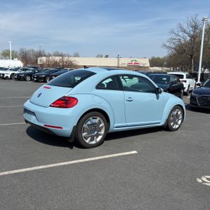 VOLKSWAGEN BEETLE 2.5L PZEV FENDER EDITION - 8