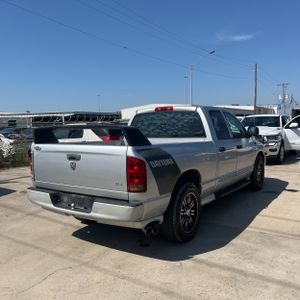 صورة 8 لـ 2005 Dodge RAM 1500 SLT