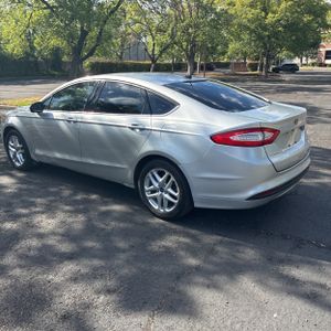 FORD FUSION SE - 5
