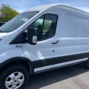 FORD TRANSIT 250 - 2