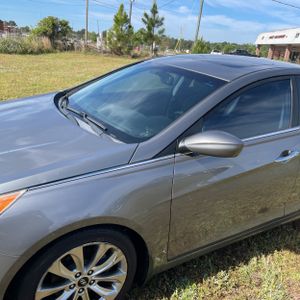 HYUNDAI SONATA SE - 2