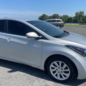 صورة مصغرة 12 لـ 2011 Hyundai ELANTRA GLS