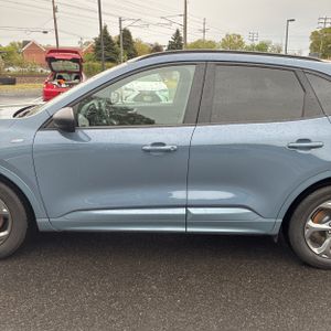 FORD ESCAPE ST-LINE - 4