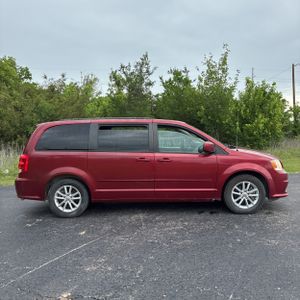 DODGE GRAND CARAVAN SXT - 10